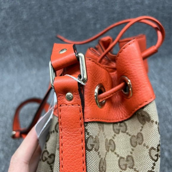 100% Authentic Gucci Brown GG Canvas Drawstring Bucket Shoulder Bag - Picture 4 of 15